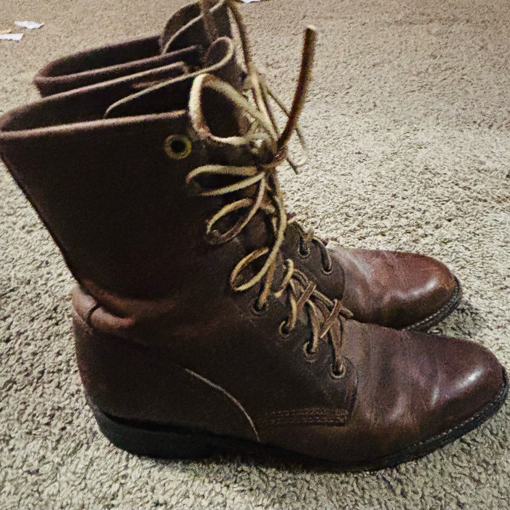 Women's Brown Lace-Up Ankle Booties - Picture 4 of 6